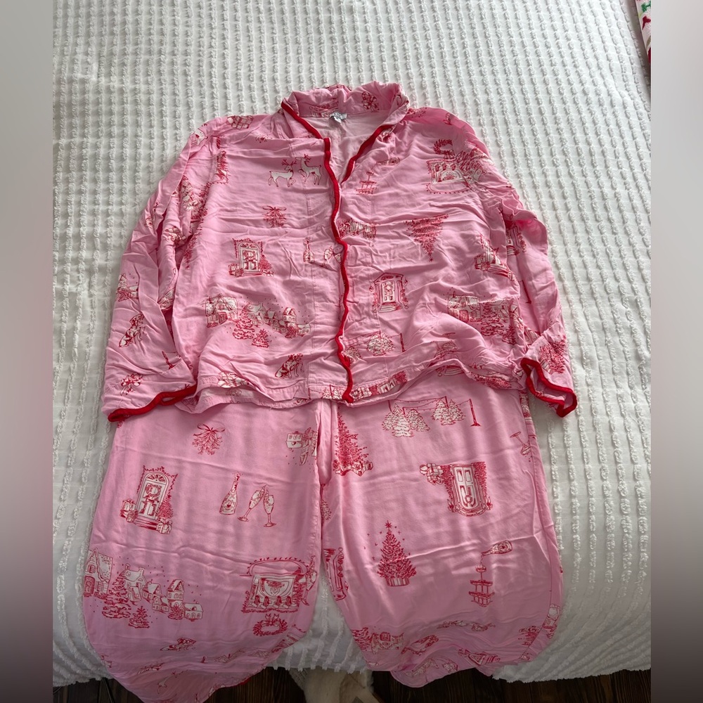 Pink and Red Crown & Ivy Christmas Pajamas